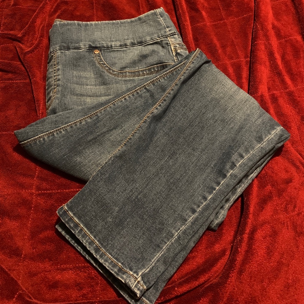 Pull on boyfriend pant